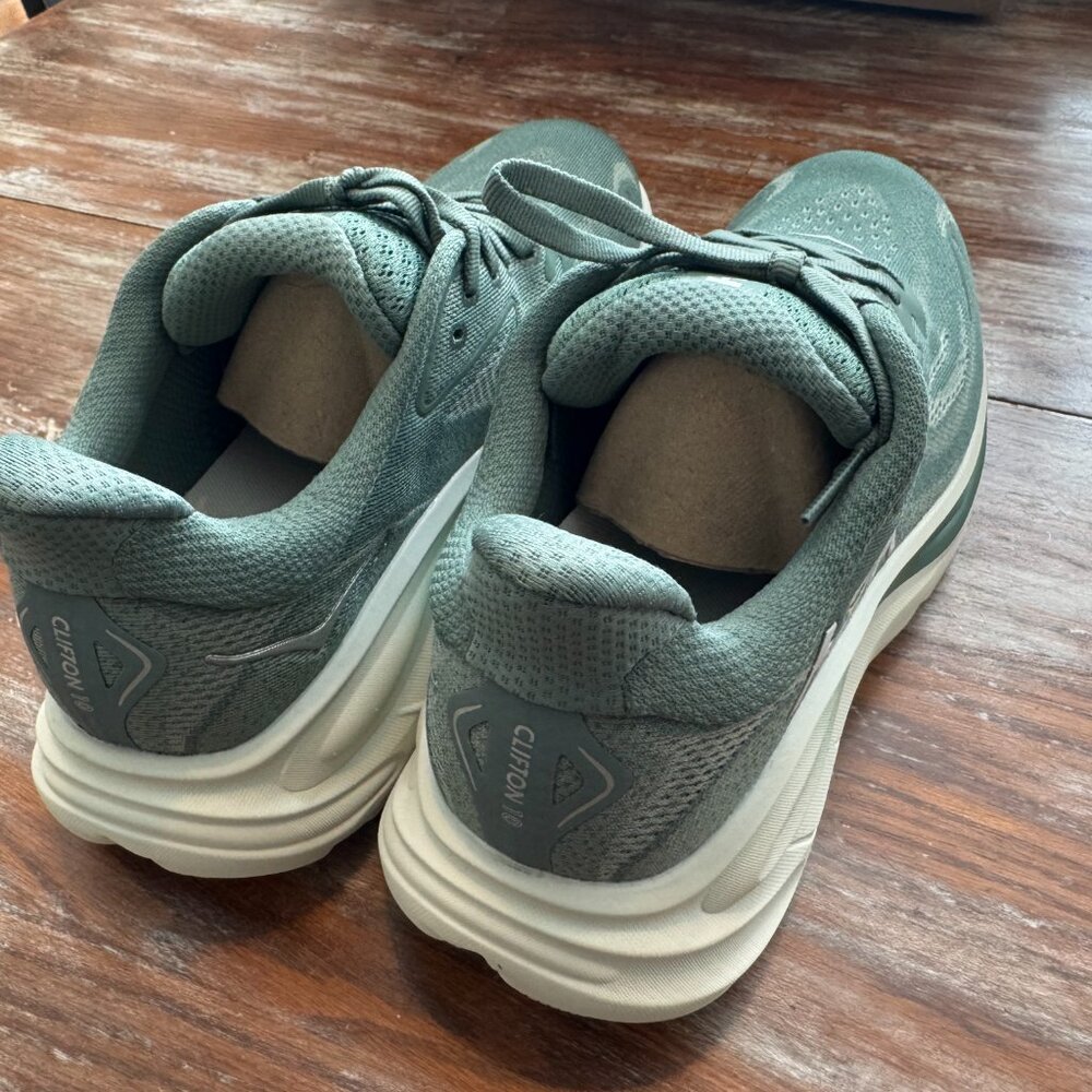 NEW IN BOX HOKA CLIFTON 10 - FERN/T - MEN'S SIZE 8.5 - Picture 4 of 9